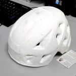 CAMP: Prototyp eines Helms aus Styropor