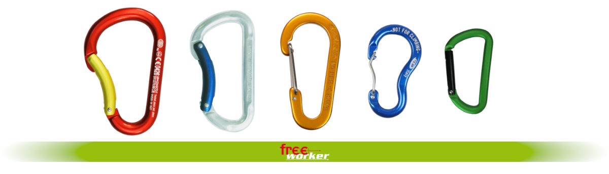 Diverse snap carabiners in different colours and sizes